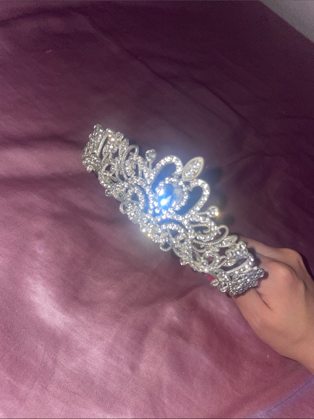 Windsor Rhinestone Princess Crown ✨ - Picture 3 of 3